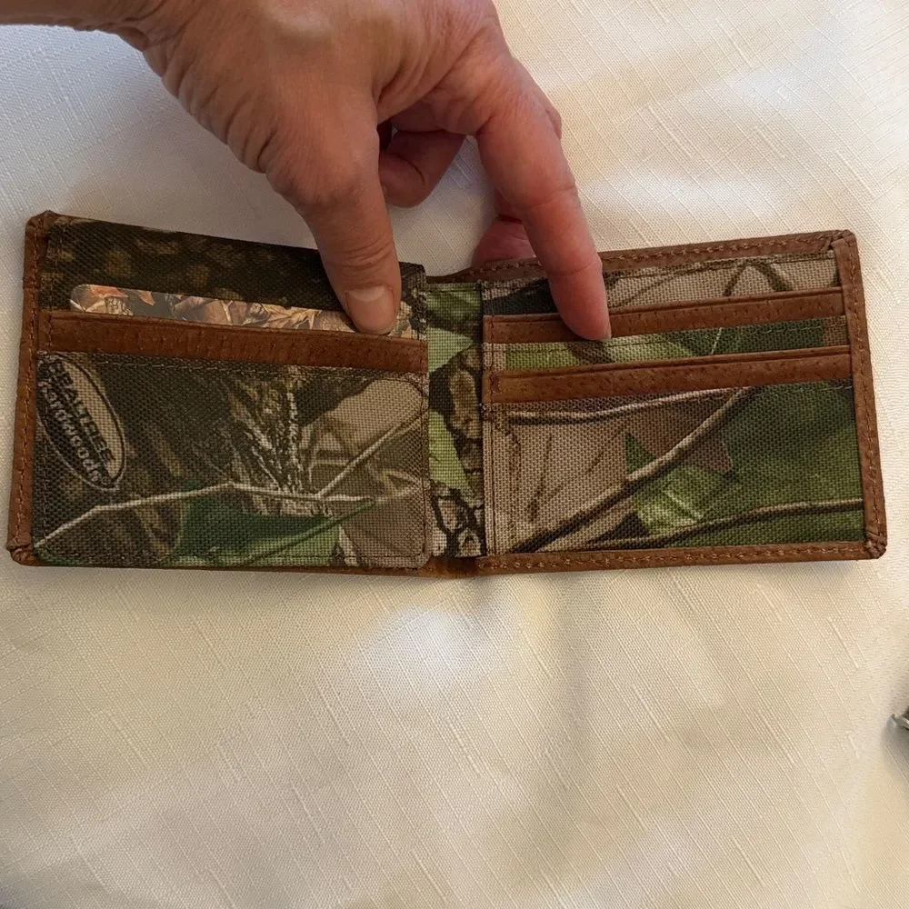Realtree bifold wallet